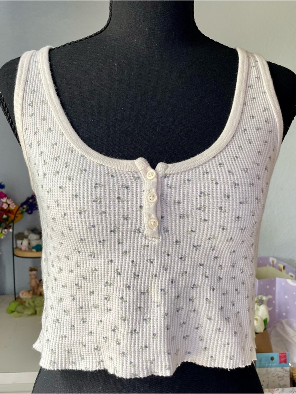 Brandy Melville White Knit Henley Floral Tank Top w/ Micro Dot Pattern One Size